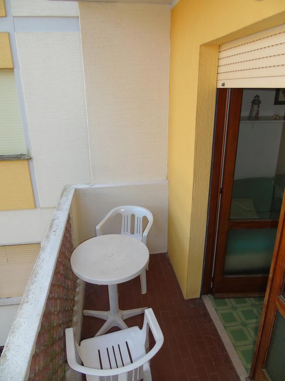 Condominio Ginestra 利尼亚诺萨比亚多罗 客房 照片